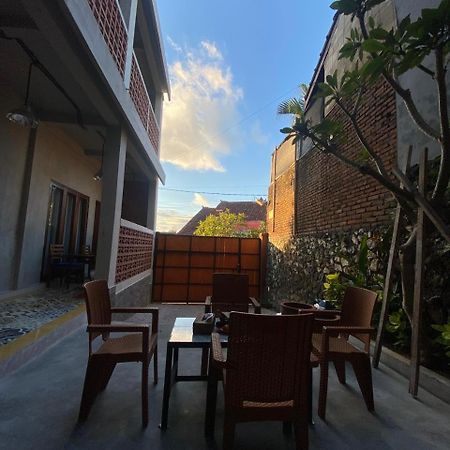 Br Bed N Bfast Bed & Breakfast Uluwatu Dış mekan fotoğraf